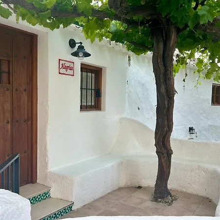 Casillas De La Alegrias * Montefrio